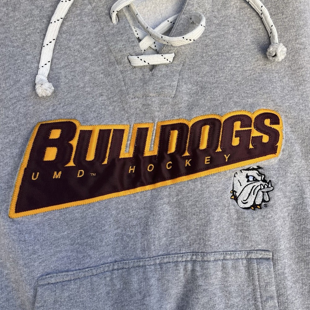 Vintage University of Minnesota Duluth Hoodie UMD Bulldogs Hockey Sweatshirt - Picture 2 of 8